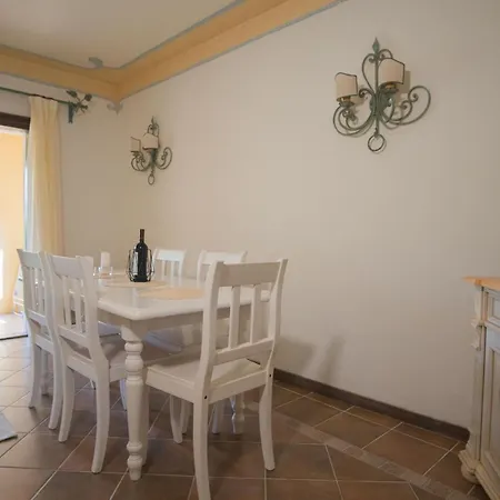 Porto Cervo Wifi And Ac 리시아 디 바카